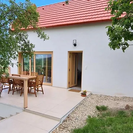 Holiday home Baloveon Birtok Kaptalantoti