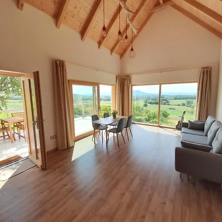 Holiday home Baloveon Birtok