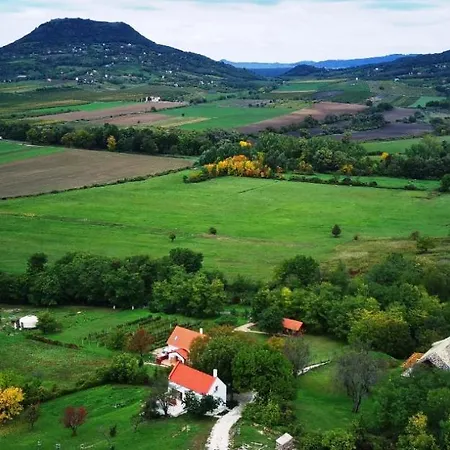 Baloveon Birtok *